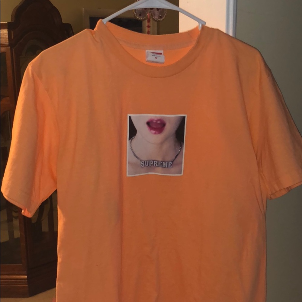 Supreme Tee